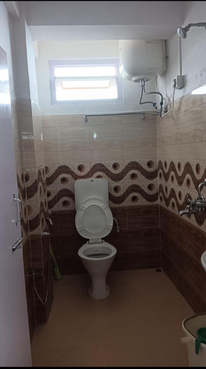 טוואנג Lama Tsekhang מראה חיצוני תמונה