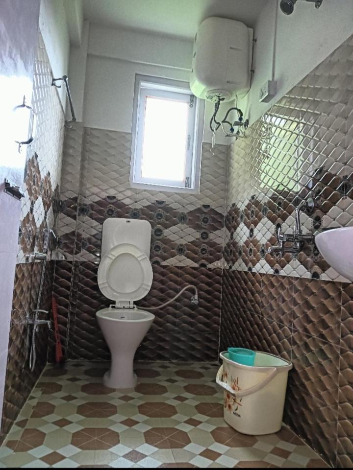 טוואנג Lama Tsekhang מראה חיצוני תמונה