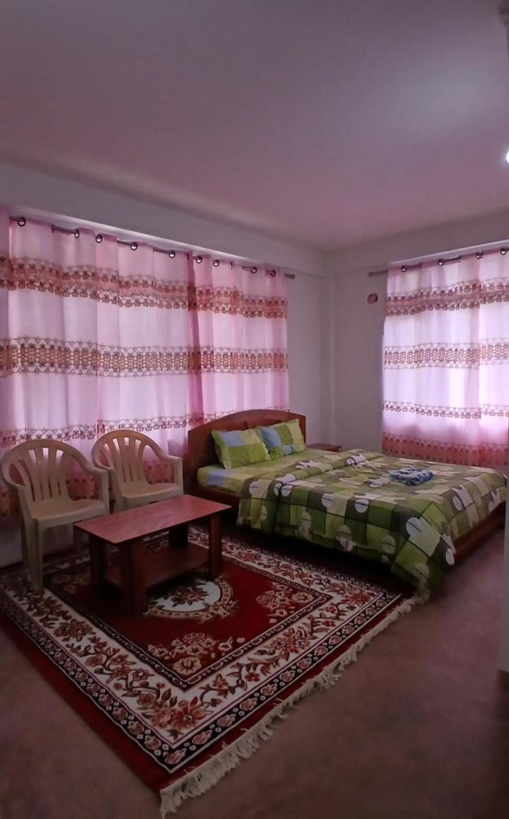 טוואנג Lama Tsekhang מראה חיצוני תמונה